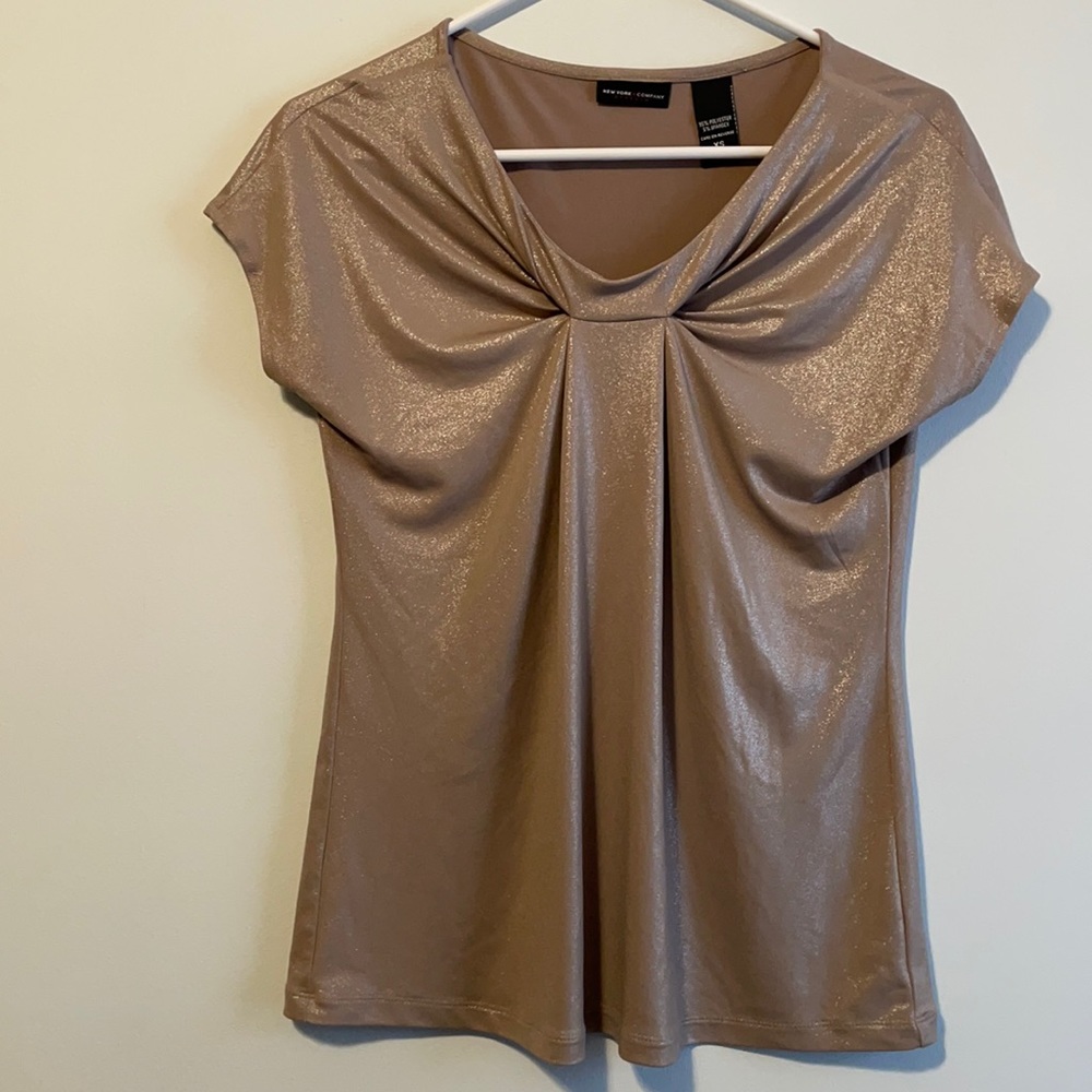 New York & Company Stretch Shimmery Blouse Size XS